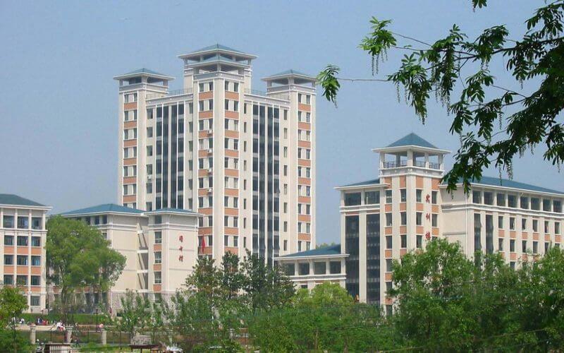 湖北工程職業學院